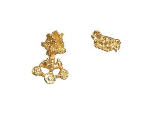 Pelotta rielaborata, asymmetrical gold earrings