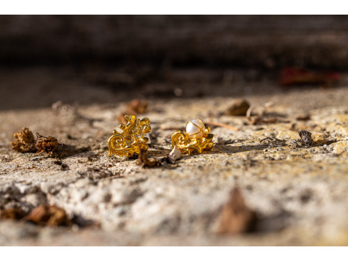 Perla Sottile, asymmetrical earrings