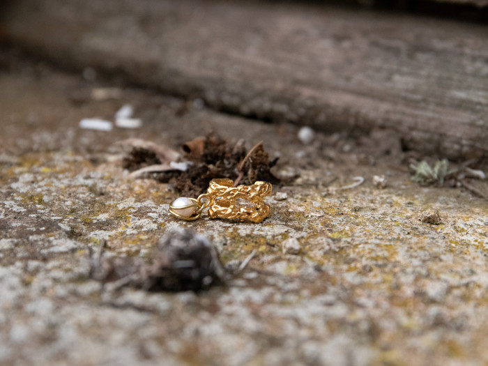 Barocco Perla, gold ear cuff