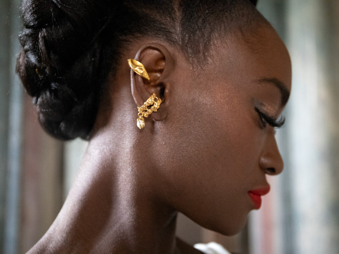 Barocco Perla, gold ear cuff