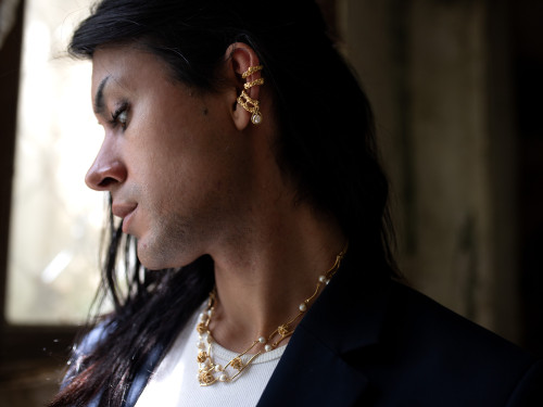 Barocco Perla, gold ear cuff